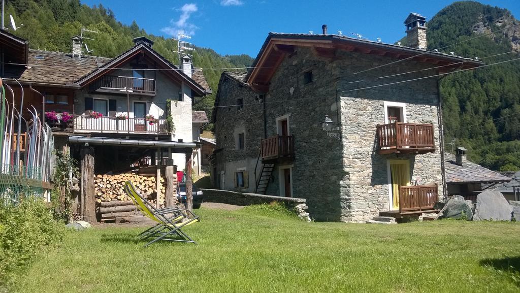 Maison Leveque บรุสซอน ภายนอก รูปภาพ