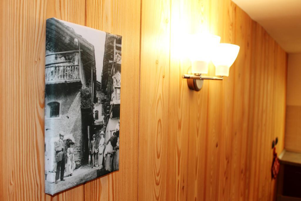 Maison Leveque บรุสซอน ภายนอก รูปภาพ